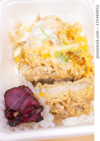 美味的勝丼便當 135469852