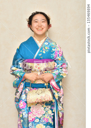 Kimono girl Kimono girl 135469894