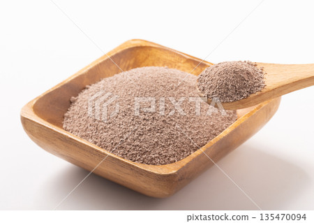 Chocolate powder Chocolate powder 135470094