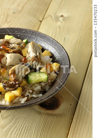 Oyster chirashi sushi 135470233