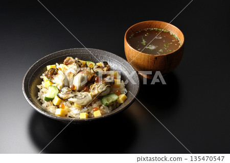 Oyster chirashi sushi and clear soup Oyster chirashi sushi and clear soup 135470547