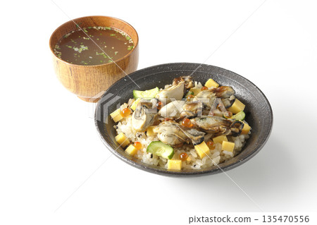Oyster chirashi sushi and clear soup Oyster chirashi sushi and clear soup 135470556