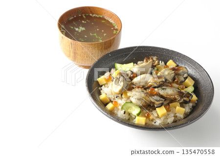 Oyster chirashi sushi and clear soup Oyster chirashi sushi and clear soup 135470558
