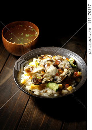 Oyster chirashi sushi and clear soup 135470587