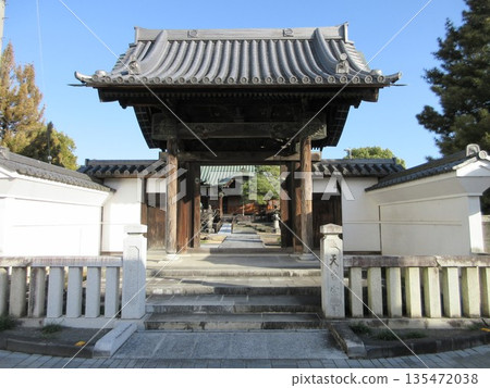 栃木縣栃木市！淨巖寺正門 135472038