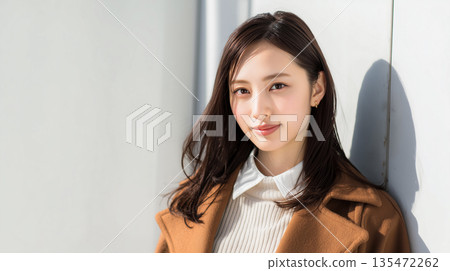 陽光下的女子肖像 | 冬日光影的時尚攝影 135472262