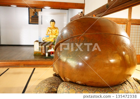 Togonji Temple: Japan's largest mokugyo and Great Buddha statue Togonji Temple: Japan's largest mokugyo and Great Buddha statue 135472338