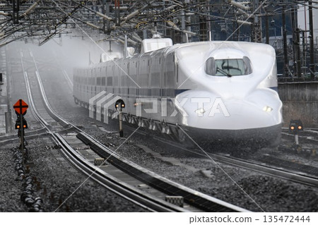 Tokaido Shinkansen, Maibara Station, high-speed running scene, the world of super telephoto photography 135472444