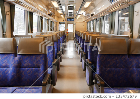 Wakasa Railway WT-3301 interior_01 135472679