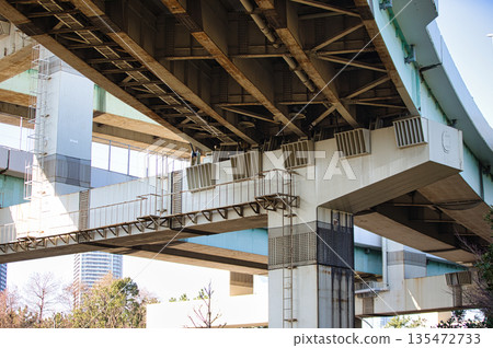 辰巳交叉路口圖片 135472733