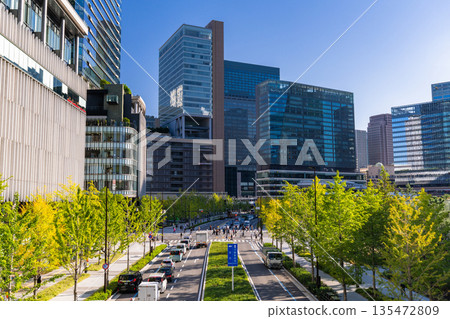 大阪府：大阪市中心梅田的城市景觀 135472809