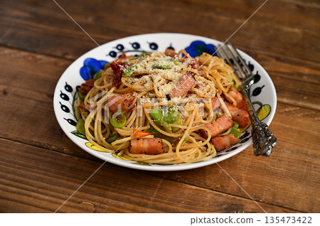 番茄蠶豆培根意麵 135473422