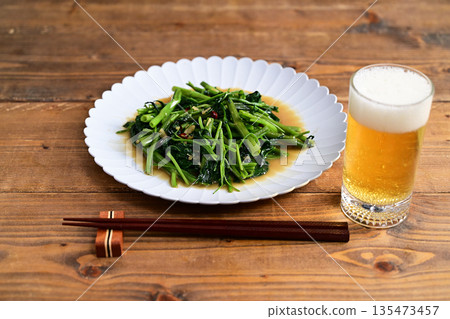 Stir-fried water spinach Stir-fried water spinach 135473457