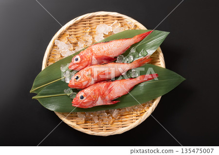 [Iwate Prefecture] Yoshitsugu Small (for cooking) 135475007