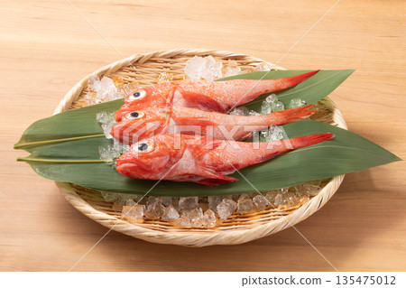 [Iwate Prefecture] Yoshitsugu Small (for cooking) 135475012