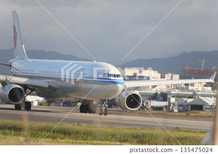 松山機場 135475024