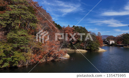 松原湖的秋葉（空拍圖） - 日本長野縣南作郡幸海町 135475995