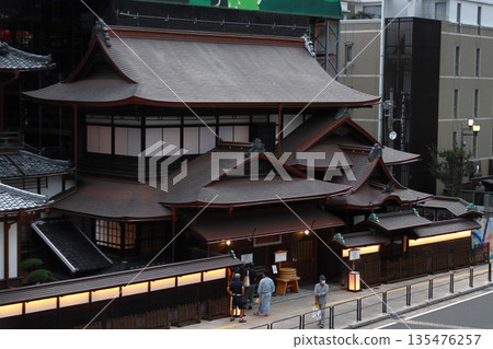 道後溫泉本館及又神殿的保護與修繕工程（2022年：愛媛郡松山市） 135476257