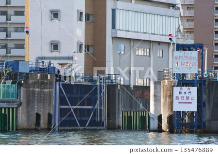 大阪阿智川次級水閘_04 135476889
