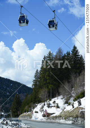 托納雷山口 (Tonare Pass), 蓬泰迪萊尼奧, 布雷西亞省, 義大利 135477009