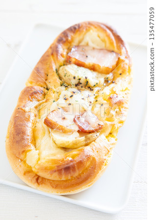 Delicious bacon cheese bread Delicious bacon cheese bread 135477059