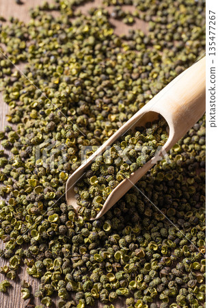 Spices: Sichuan peppercorns 135477267