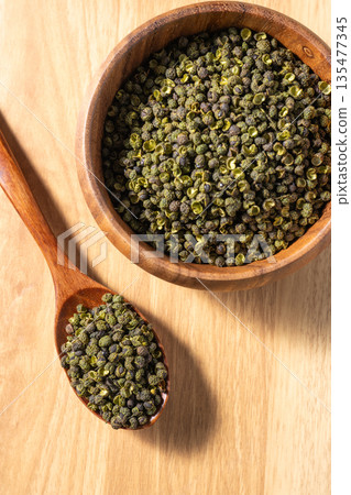 Spices: Sichuan peppercorns Spices: Sichuan peppercorns 135477345