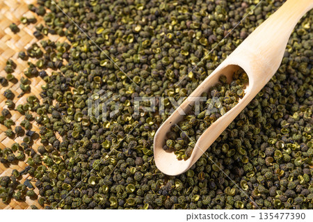 Spices: Sichuan peppercorns 135477390