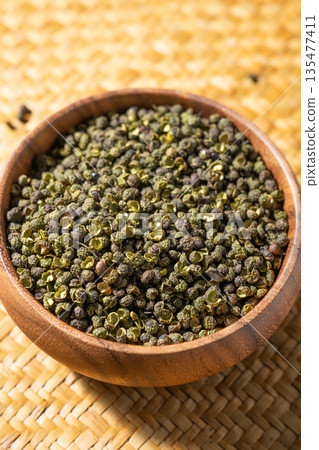 Spices: Sichuan peppercorns Spices: Sichuan peppercorns 135477411