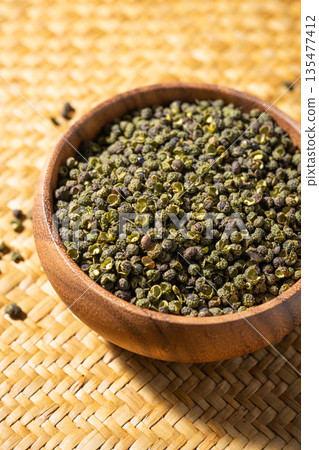 Spices: Sichuan peppercorns Spices: Sichuan peppercorns 135477412