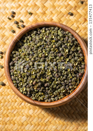 Spices: Sichuan peppercorns 135477413