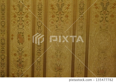 Retro wallpaper 135477782