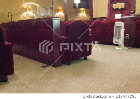 Retro coffee shop 135477783