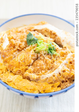 美味的里脊炸豬排 美味的里脊炸豬排 135479058