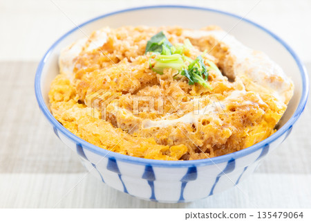 美味的里脊炸豬排 135479064