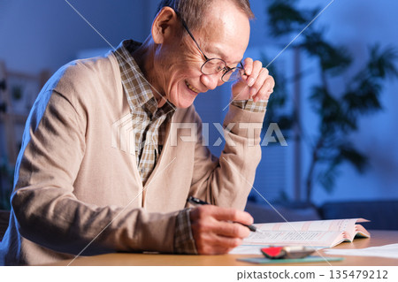 Senior man end-of-life planning Senior man end-of-life planning 135479212