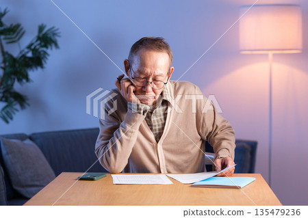 Senior man end-of-life planning Senior man end-of-life planning 135479236