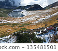 Mount Chokai and Lake Chokai covered in their first snow 135481501