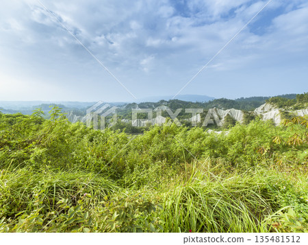 Mudstone mountains at Tianliao Moon World, Kaohsiung, Taiwan 135481512