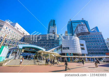 Tokyo cityscape, Japan, January 14th. View of Yurikamome's Shimbashi Station and the buildings of Shiodome. 135483003