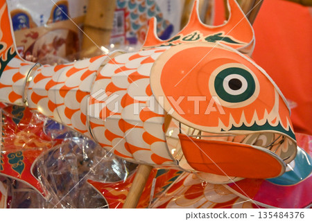 中國上海，半龍天池（春節） 135484376