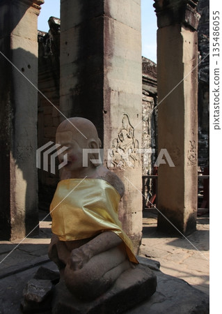 巴戎寺的佛像 135486055