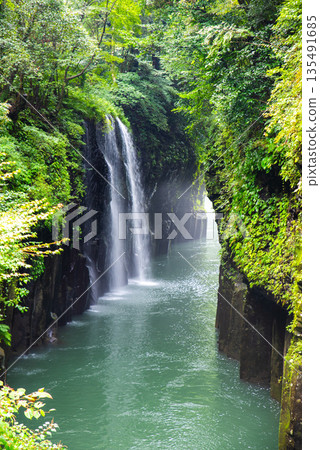 Takachiho Gorge, Miyazaki Prefecture Manai Falls, a spectacular sight selected as one of Japan's 100 best waterfalls 135491685