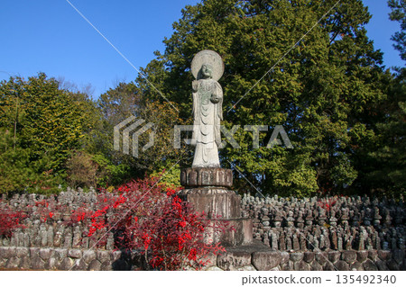 Stone Temple Stone Temple 135492340