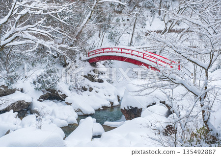 湯森谷（冬季）：紅葉橋 135492887