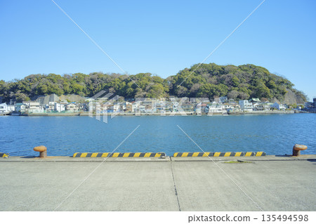 Winter in Uraga, Yokosuka City, Kanagawa Prefecture - Scenery from Nishi-Uraga 135494598