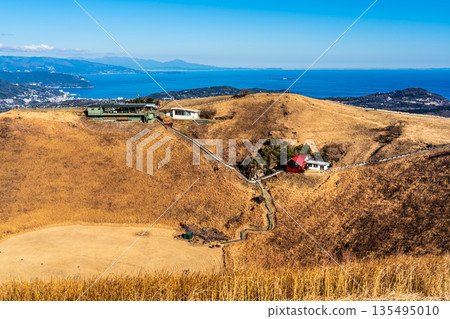 Mount Omuroyama climbing lift Mount Omuroyama and Mount Fuji from the summit [Ito City, Shizuoka Prefecture] 135495010