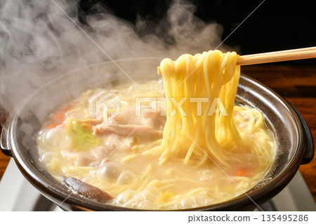 Boiled ramen 135495286