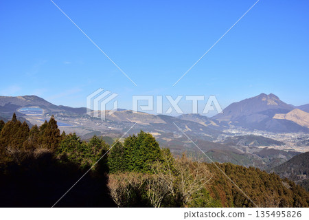 巨型太陽能發電廠問題 由布院 由布院 由布岳 由布岳 由布岳 由布院溫泉 巨型太陽能發電廠問題 由布院 由布院 由布岳 由布岳 由布岳 由布院溫泉 135495826
