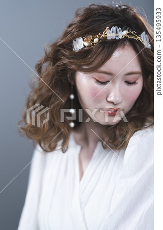 年輕女性的美麗形象 年輕女性的美麗形象 135495933